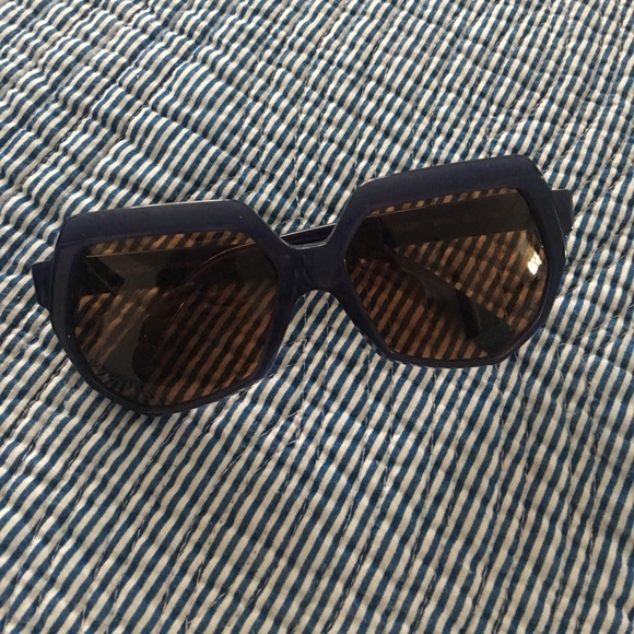Balenciaga geometric sunglasses - Picture 5 of 8